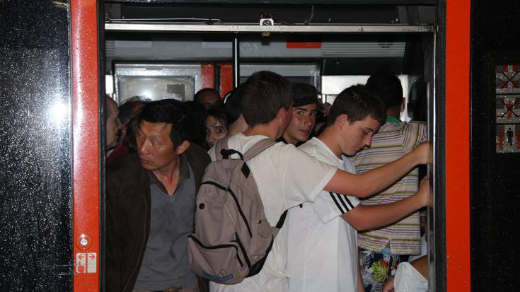 Metro Bilbaok zerbitzu berezia ezarriko du zapatuan Algortako saninazioengatik