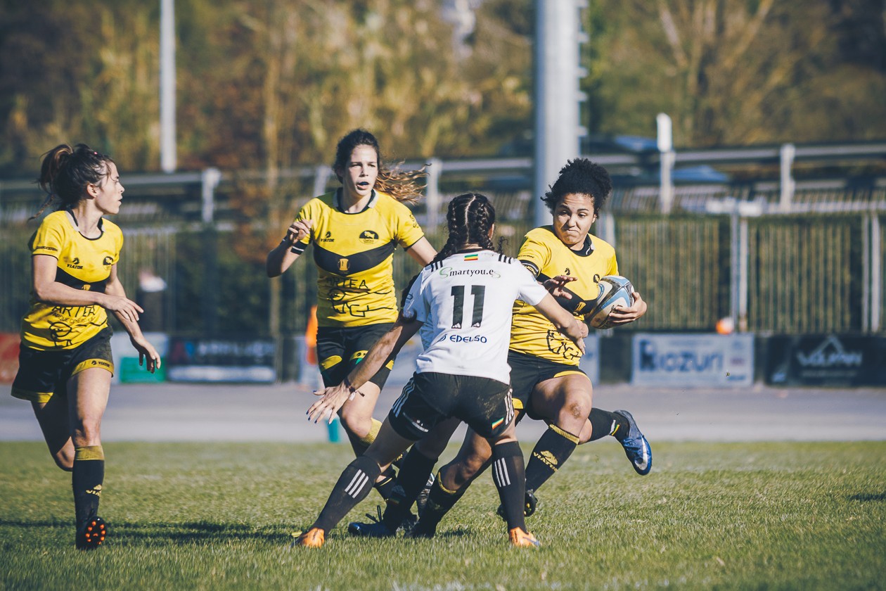 Ohorezko A Mailara bueltatzeko partiduaren zain daude Getxo Rugby taldeko jokalariak