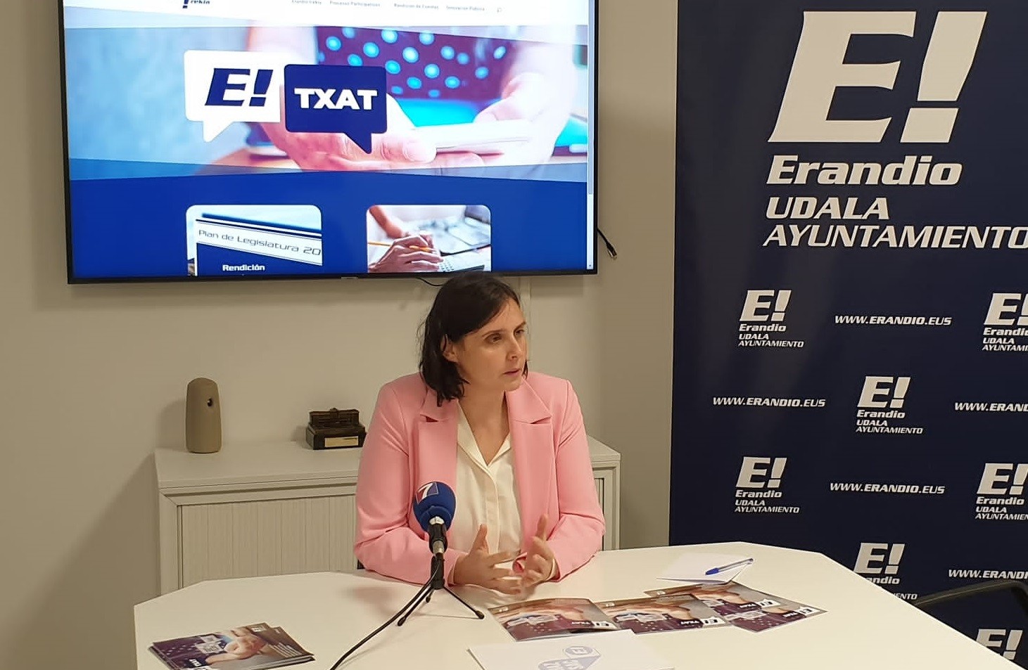 Udalaren eta herritarren arteko komunikaziorako tresna berria: E!Txat