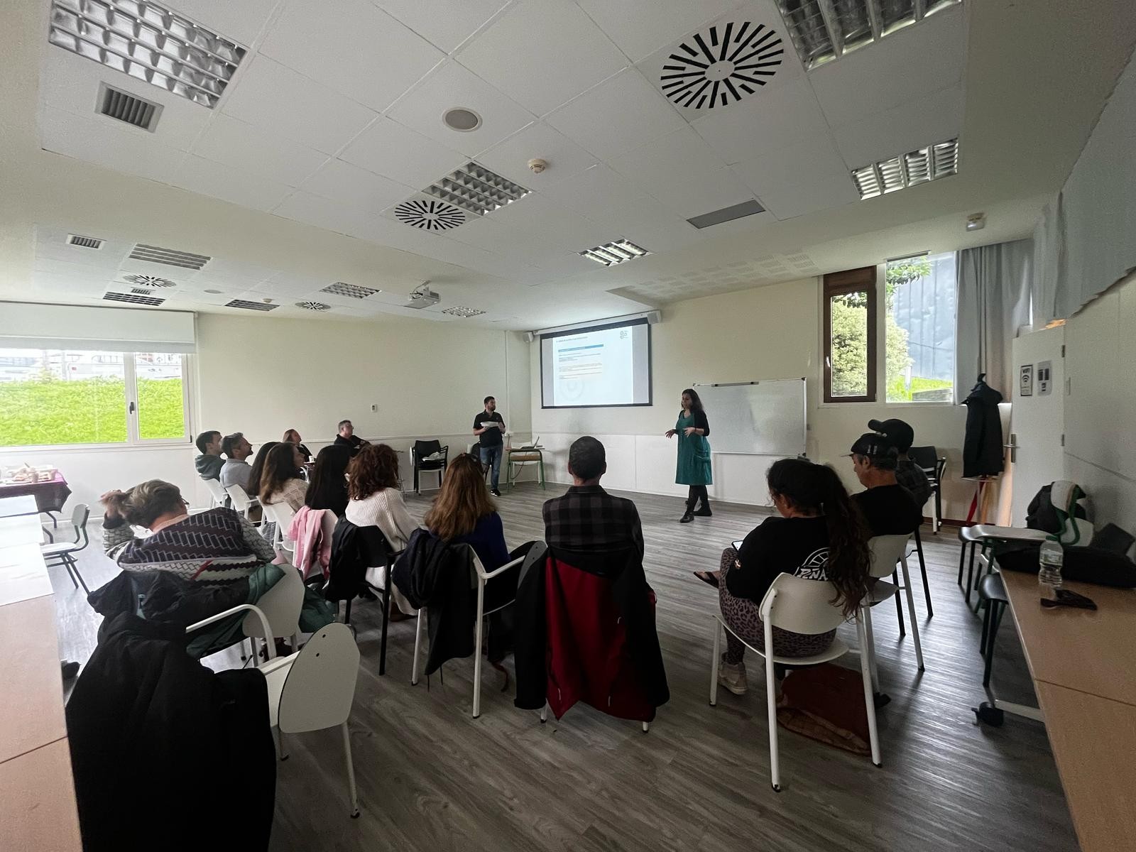 Sopela Garatu proiektua aurkeztu du Udalak tokiko negozioei laguntzeko asmoz