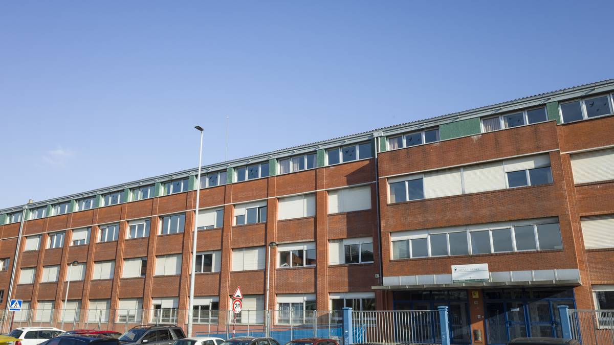 Subflubialaren aurkako elkarretaratzea deitu dute Artatza-Romo institutuan