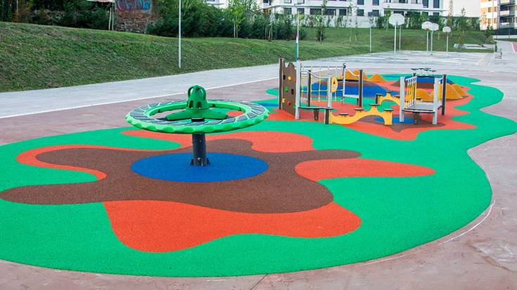 Jolasgune berria inauguratu dute Etxebarrin
