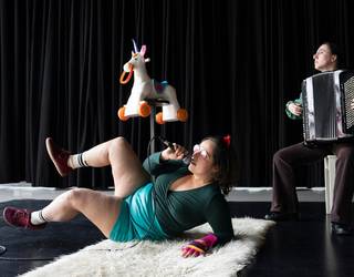 "Adarbakarra! antzerki musikala ikusteko sarrera bikoitzak zozkagai!