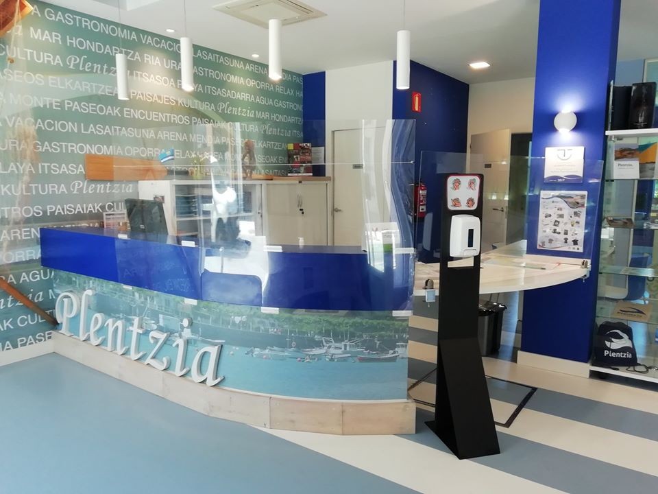 Koronabirusagatik itxitako hotelak berriro zabalik egoteak "normaltasun turistikoa" bueltatzea eragingo du, Udalaren esanetan