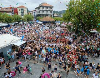 Itsasadarrak festaz gainezka egingo du Plentzian