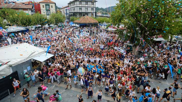Itsasadarrak festaz gainezka egingo du Plentzian