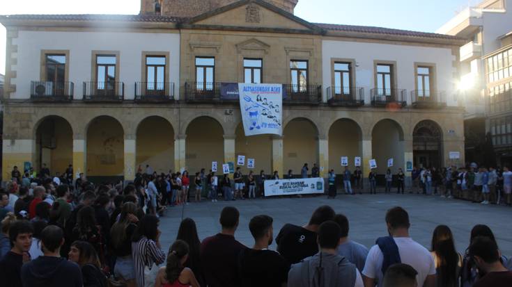 Altsasuko gazteen aldeko mobilizazioak iragarri dituzte Uribe Kostan