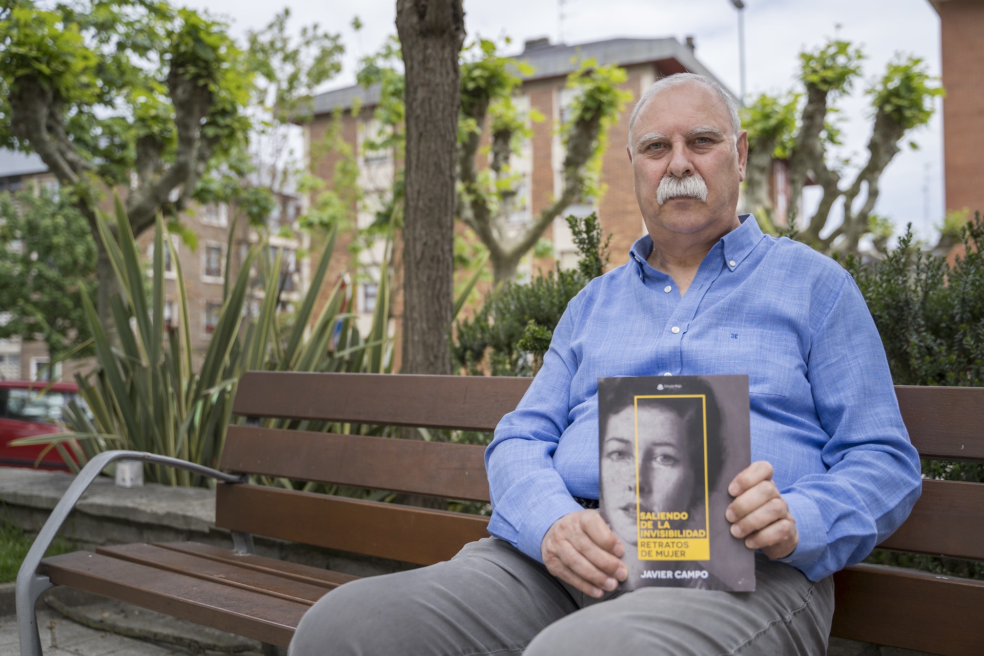 "Ezarritakotik irten eta euren kabuz izen bat eginez euren bizitza eraiki zuten emakumeak erakutsi nahi ditut lan honetan"