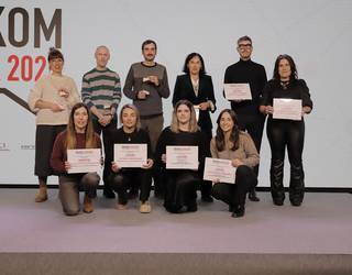 Tokikomek Goienaren ‘Puntua’, Aiaraldea eta Antxeta Irratia saritu ditu