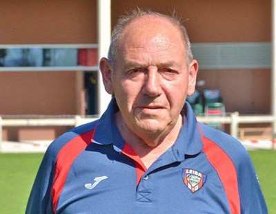 Bizkaiko futbolaren urrezko intsignia jasoko du Azkuetak