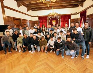 Getxoko Udalak harrera egin dio Arenas Club taldeari, federazioko lehen mailara igotzeagatik